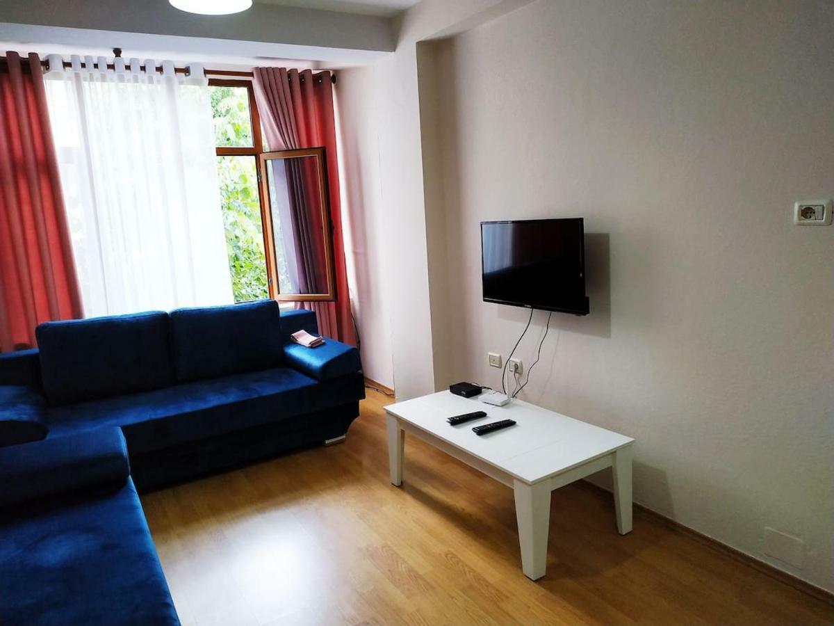 Lovely Apt At The Heart Of The City&Near The Lake Pogradec Kültér fotó