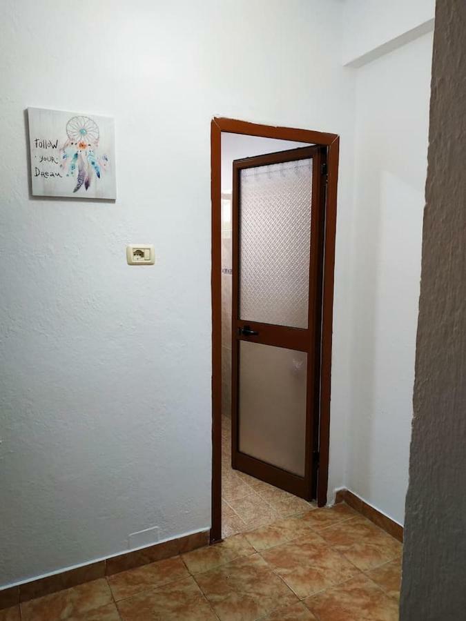 Lovely Apt At The Heart Of The City&Near The Lake Pogradec Kültér fotó