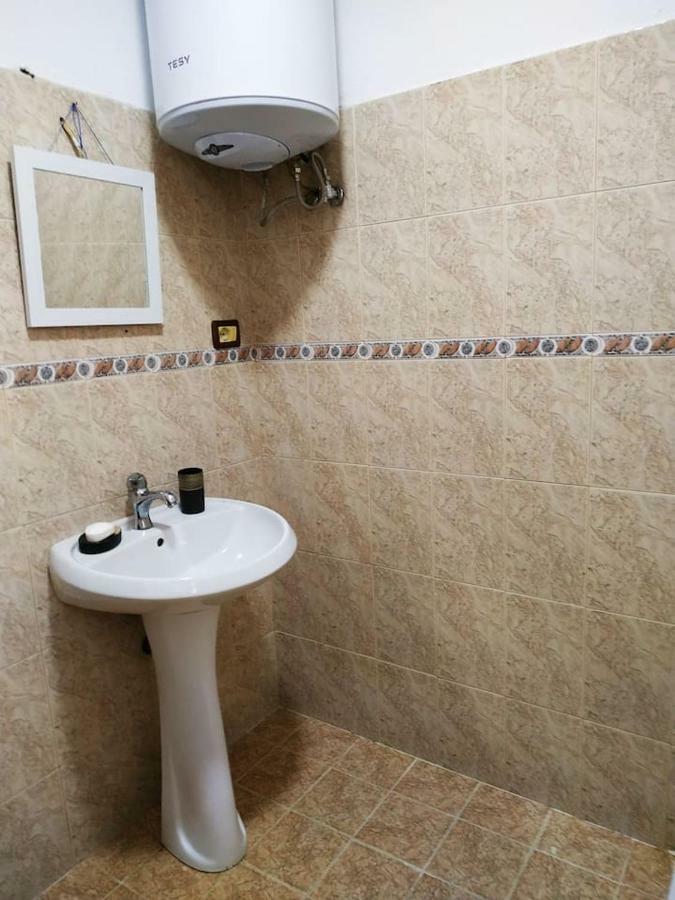 Lovely Apt At The Heart Of The City&Near The Lake Pogradec Kültér fotó