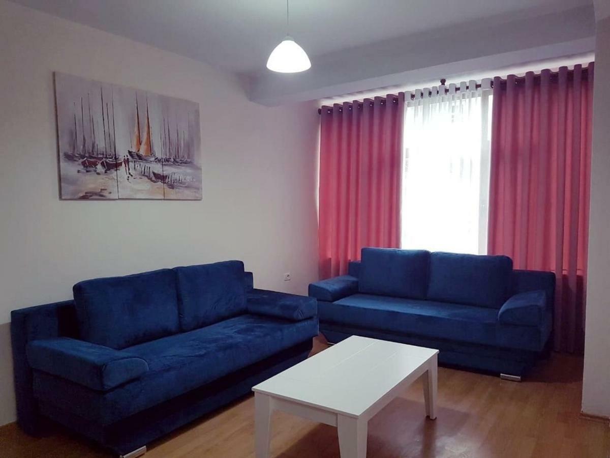 Lovely Apt At The Heart Of The City&Near The Lake Pogradec Kültér fotó